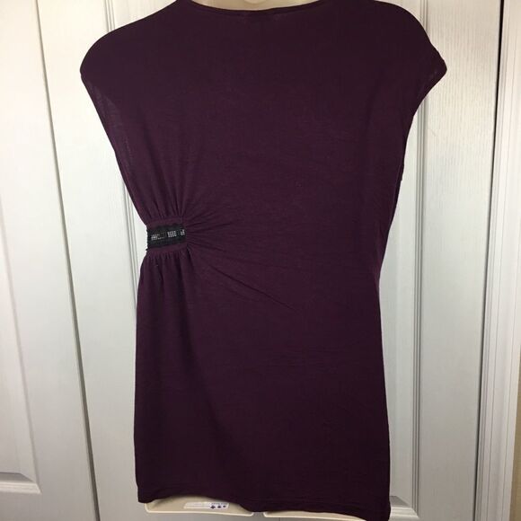 Daisy Fuentes Cap Sleeve Top - Picture 3 of 4